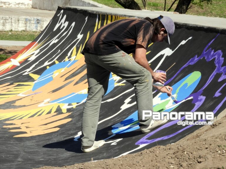 Pintado grafitis pista Skate Parque Sarmiento (6) (1)