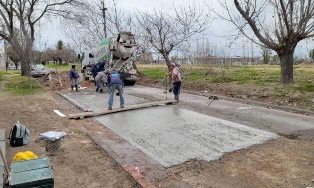 El Municipio reparó el pavimento de calle Alem con paños de hormigón
