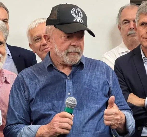 lula-da-silva-gorra-cristina-kirchner