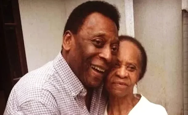 La madre de Pelé aún no sabe que murió su hijo “O Rei”