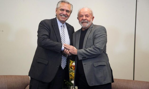 Lula se reúne este lunes con Alberto Fernández