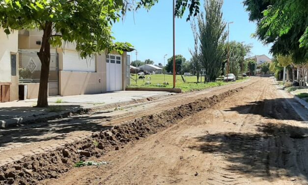 Continúan los trabajos del Municipio para reparar y mantener calles de tierra