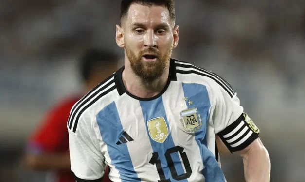 Con un gol de Messi, Argentina venció 2-0 a Panamá en la fiesta del campeón del mundo