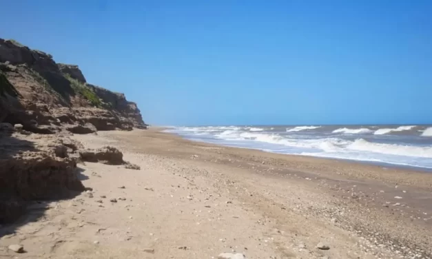 Miramar: encontraron un cadáver decapitado y mutilado en una playa