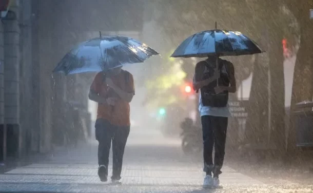 Cambió el pronóstico de lluvias en Buenos Aires: días y horas de las tormentas