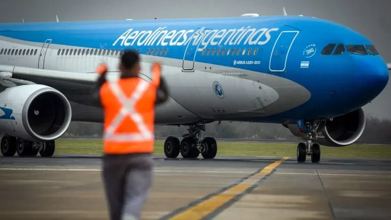 aerolineas-avionjpg