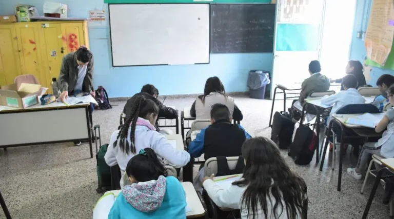 escuela-alumnos-aula-1080x600.jpg