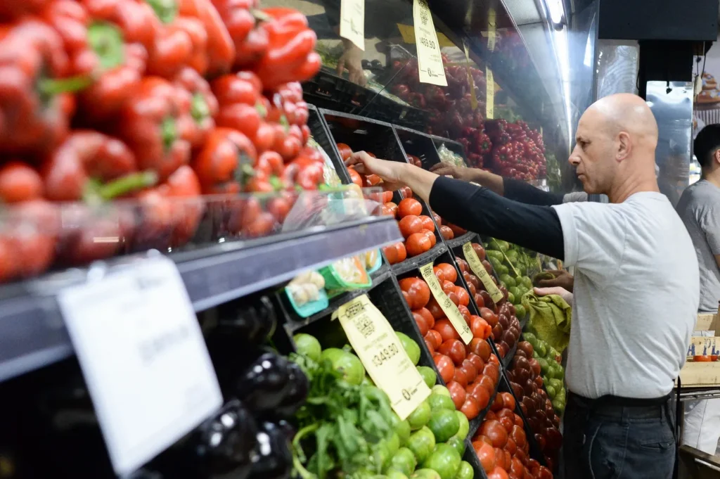 reinauguracion-supermercado-el-nene-gondolas-inflacion-25jpeg