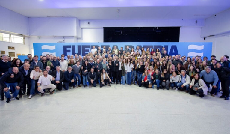 20250922184654_kicillof-sistema-electoral-intendentes-candidatos