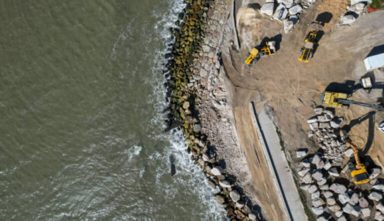 20251211090521_costa