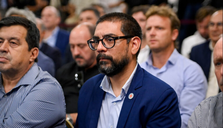 20260429100643_rodrigo