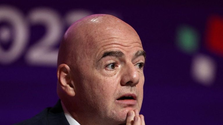 nuevo-escandalo-en-la-fifa-acusan-a-gianni-infantino-de-cobrar-un-segundo-sueldo-de-us176-millones-y-pagar-una-mansion-en-miami